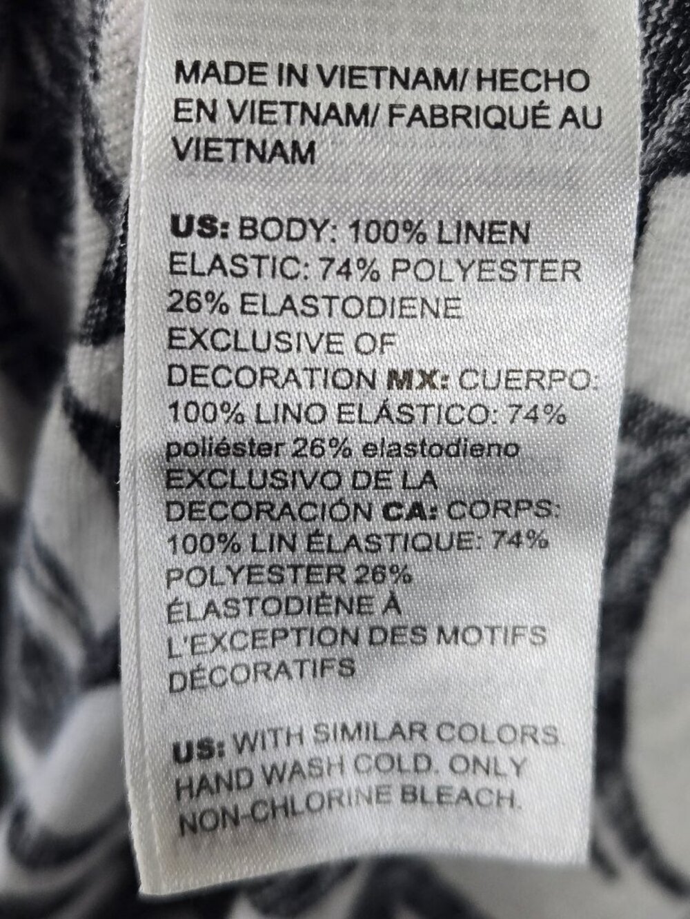 Chico's Size 1 (US Medium) Black White Blouse Leaf Print 100% Linen Elastic Neck - Picture 10 of 12